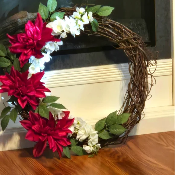 Handcrafted Wooded 15X17 White Wisteria & Burgundy Chrysanthemum Wreath - Picture 1 of 3